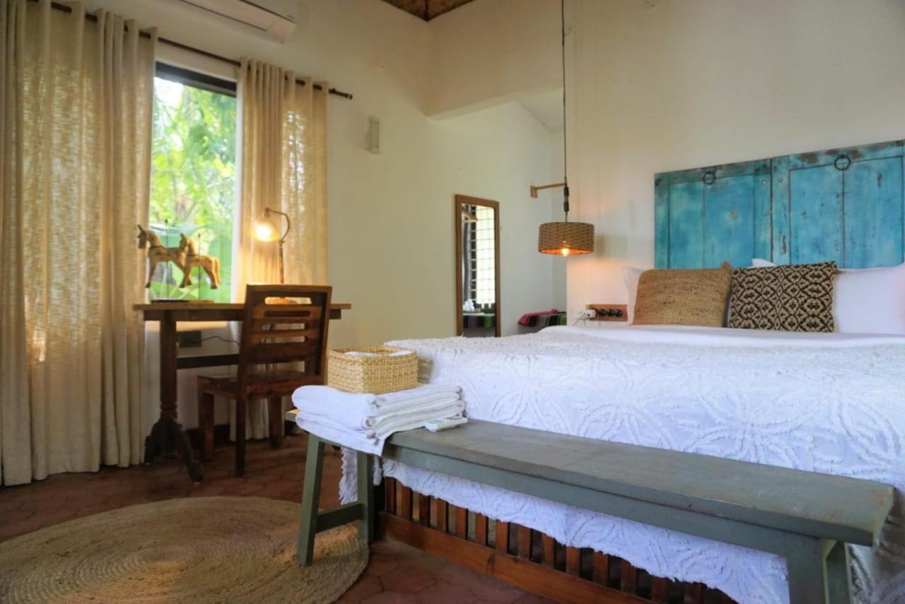 Sunsets And Palm Trees Bed & Breakfast Alappuzha Exterior photo